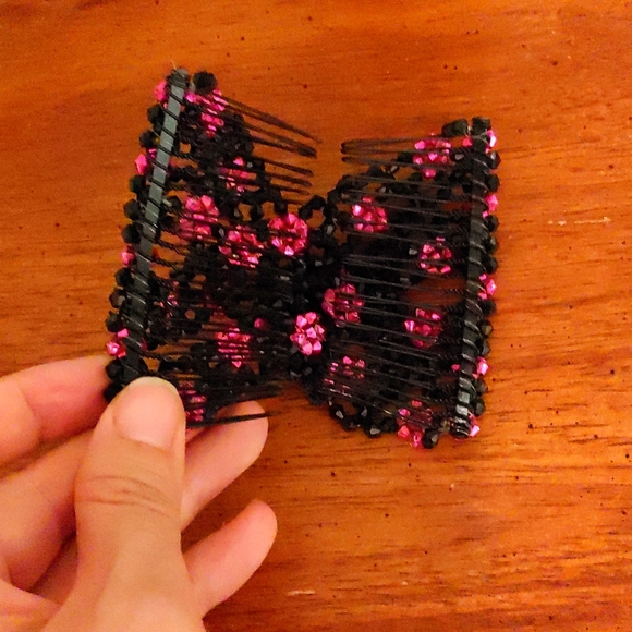 Elastic Hair Comb - Picture 2 of 3